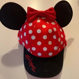 MUST GO!!! Minnie Mouse Ears Hat